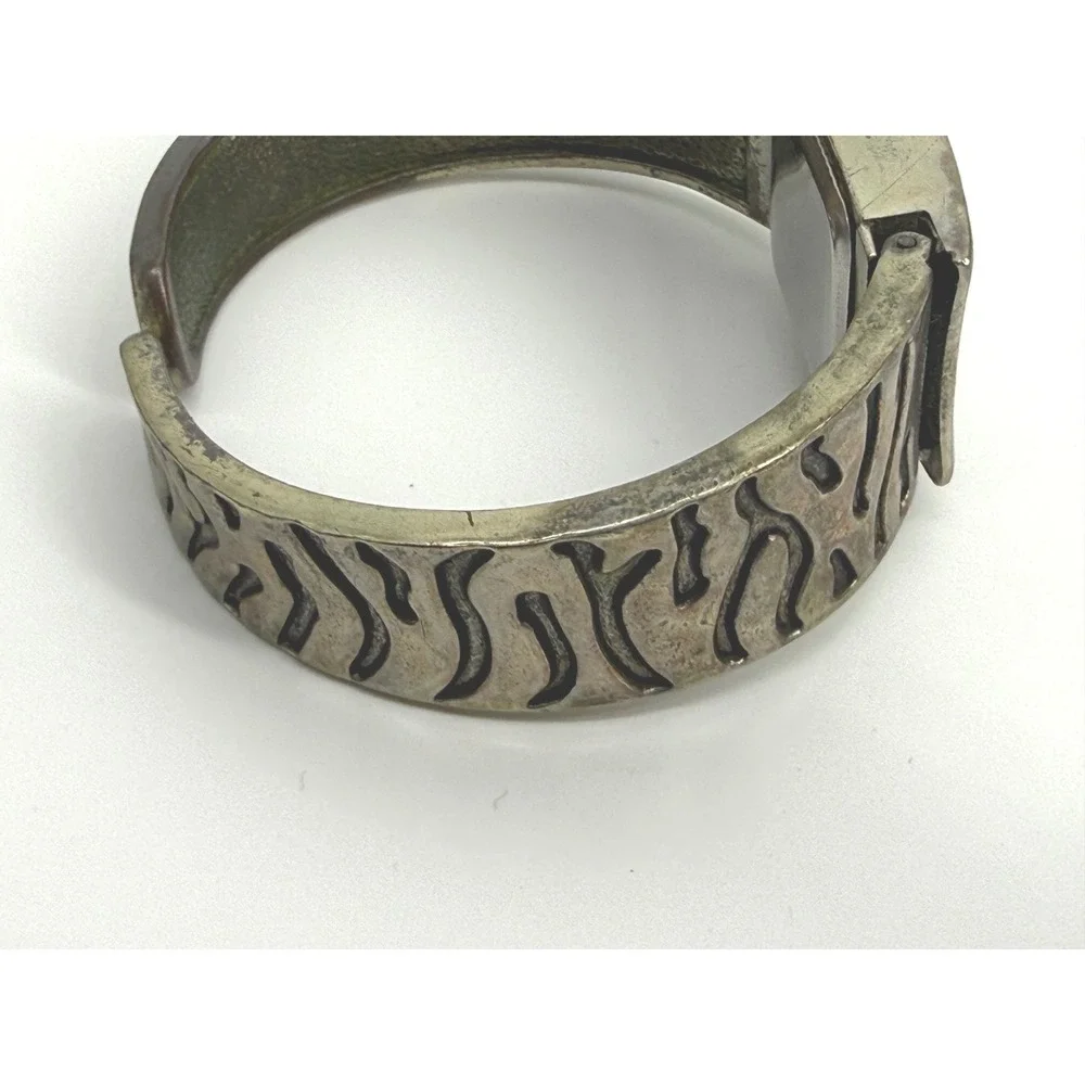 Geneva Elite 2pc Cuff Watch Set Silver Tone Greek Key Abstract Metal‎ Quartz
